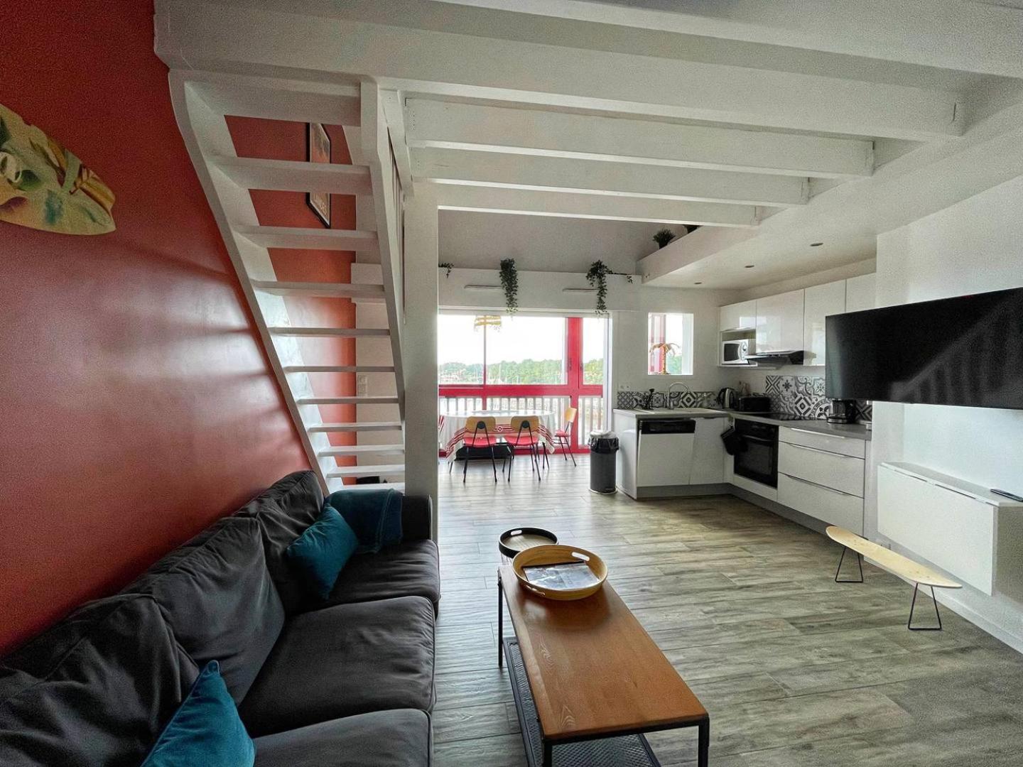 Port Sud - T3 En Duplex Avec Vue Panoramique Sur Le Port De Capbreton Lejlighed Eksteriør billede