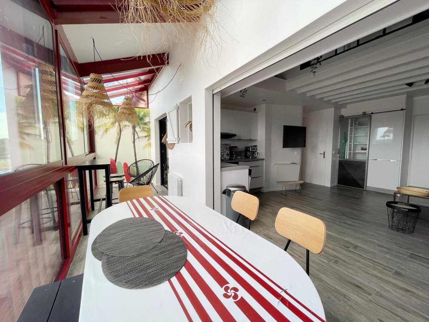Port Sud - T3 En Duplex Avec Vue Panoramique Sur Le Port De Capbreton Lejlighed Eksteriør billede